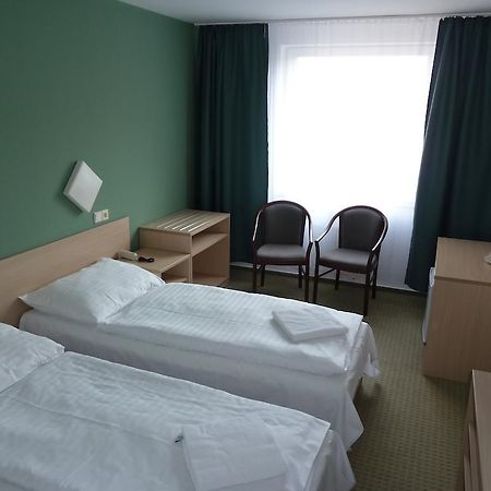 Hotel Mars Praha Bagian luar foto
