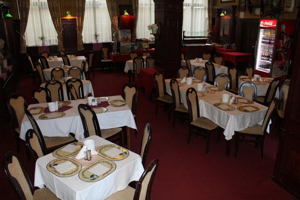 Hotel Mars Praha Bagian luar foto