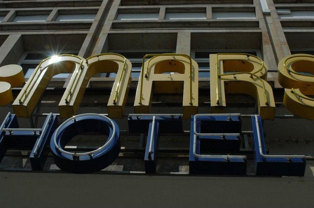 Hotel Mars Praha Bagian luar foto